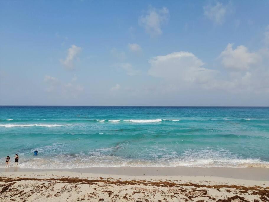 Confortable Depa En Condominio Frente Al Mar! Cancún Exteriör bild