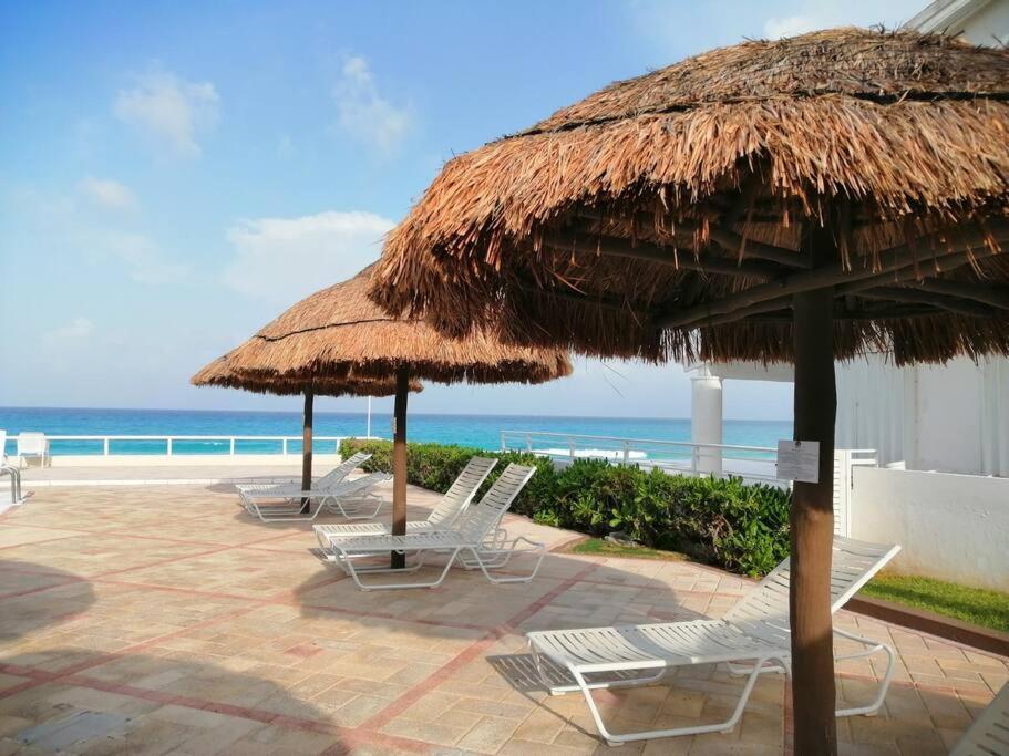 Confortable Depa En Condominio Frente Al Mar! Cancún Exteriör bild